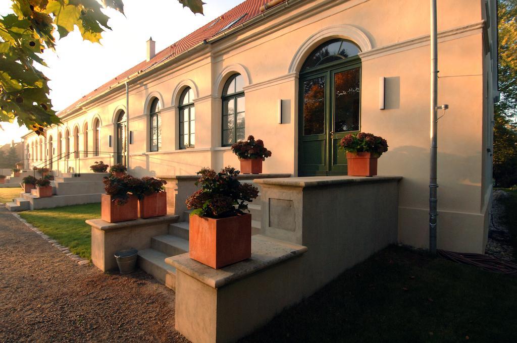 Kavaliershaus Schloss Bluecher Am Finckenersee 객실 사진